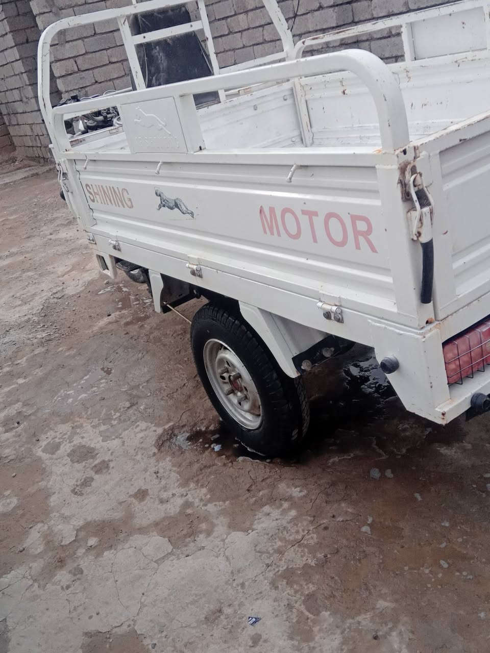 س ع ستوته للبيع موديل ٢٣ منفيس كمرك كامله ستوته جديده بلادي كله مكاني بيجي لتواصل. ***********
