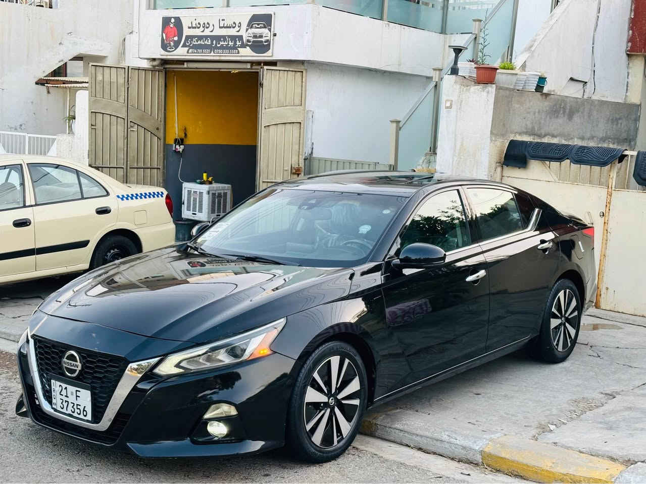 Nissan altima 2019 SL ful
نیسان ئەلتیما ٢٠١٩ SL فوول مواسفات 
فول مواسەفات کوشن هیتەر رادار سلاید ئۆتۆ هۆڵد بریک بەسمە زۆر مواسەفاتی 
یەک پارچەی بۆیاخە بێ ناو گرتن 
سەنەوی تازەیە 
گێرو مەکینەی بەشەرت نەکراوەتەوە 
سعری ١٣٧$
*********** Singapore
