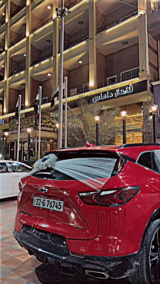 بلايزر  موديل 2021 ✅
فئه RS اعلى فئة بلبلايزر

لون احمر مميز
فول الفول ما عدى البانوراما 
بصمات للابواب الاربعه مع بصمه تشغيل مع تشغيل عن بعد
لايتات زينون عالي ناصي مع لد نهار
ويل حجم 21 مع تاير بحالة ممتازة برجستون جديد
اشارات بالمرايا الجانبيه مع رادار امامي 
4 كامرات محيطية
مع كامرتين خلفيات
جنطة كهرباء مع امكانيه الفتح بواسط الرجل 
كراسي السياره جلد اسود اصل مع تطعيم باللون الاحمر 
كراسي المقدمه تحكم كهرباء
الكراسي الاماميه تبريد تدفئه
و الكراسي الخلفيه تدفئه فقط
ذاكره كشن للسائق 
خمس وضعيات قيادة 
ستيرن كهرباء الحركة
رادار امامي مانع للتصادم 
هزاز بلكشن تنبيه 
تحديد المسار
شاشه جبيره
شاحن واير ليس لاسلكي 
محرك 6 سلندر 3600
صور الحادث موجوده
***********
