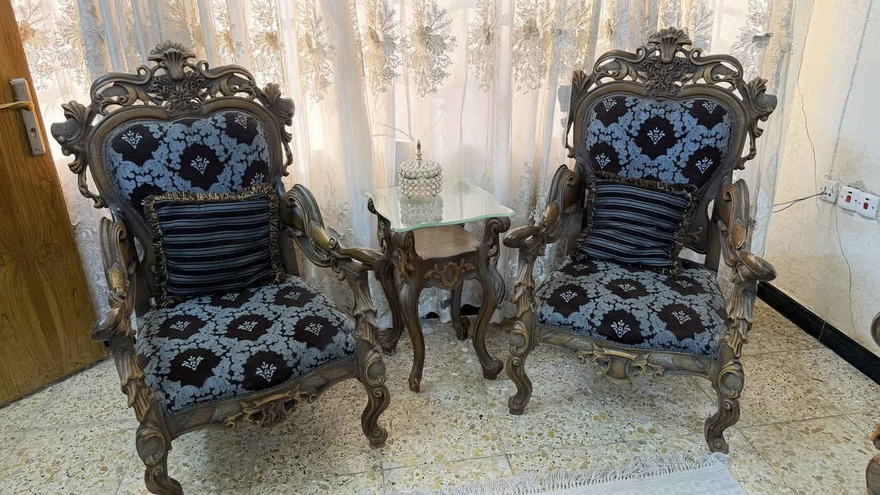 تخم قنفات ملكي٩ مقاعد نظيف مابي ضرر 
السعر 600 بي مجال 
مكان المنصور


**إذا كنت صاحب هذا الإعلان وتريد حذفه لأي سبب، رجاءا أرسل رسالة إلى الدعم الفني**