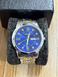 ساعة • مستعمل • قابل تفاوض