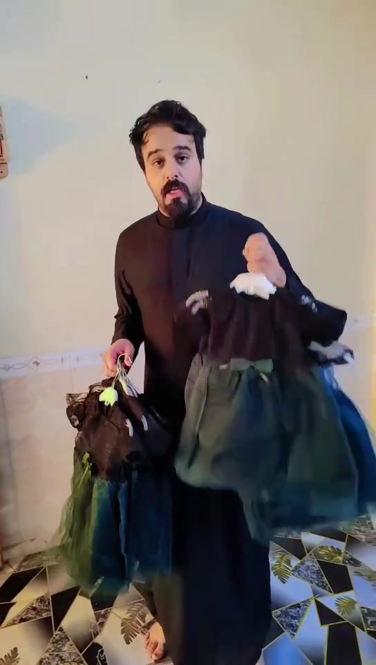 وصلتنا بدلات بناتية جديدة 👧🎀
وصلتنا بدلات بناتية جديدة من مجمع بيبي كوبي، مناسبة للأطفال من عمر 8 أشهر إلى سنة ونصف.
وسيتم توزيعها على عوائلنا الكرام ضمن مشروعنا الإنساني، سائلين الله أن يجعلها عونًا وفرحةً لأطفالنا.
🤍 مشروعنا إنساني أي شيء أنت ما محتاجه... غيرك محتاجه.


**إذا كنت صاحب هذا الإعلان وتريد حذفه لأي سبب، رجاءا أرسل رسالة إلى الدعم الفني**