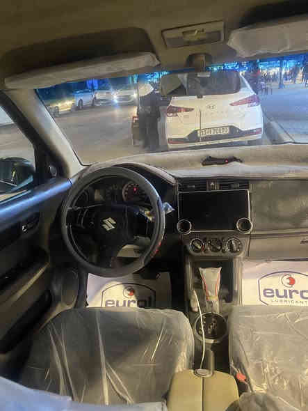 سازوكي سويفت 2006وارد خليجي مكفوله من ضربه مصبوغه حزام للجماليه خليجي السياره كير مكينه خير من الله. حداديه جديده السعر 55 الاستفسار ***********
