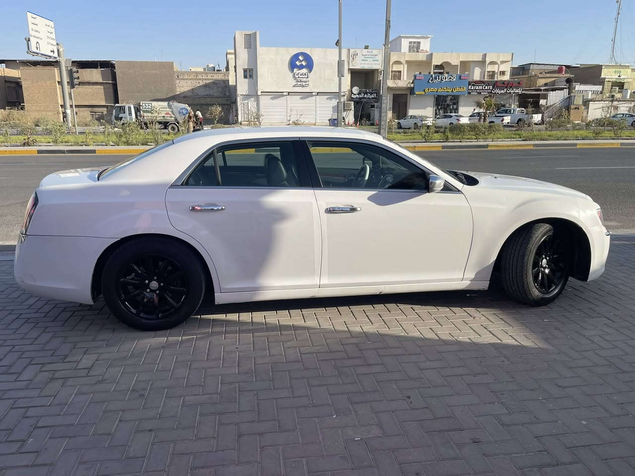 اوبامه.2012اصل ادهوك تحويل ثاني يوم
عربانه خلفيه مع اكسل جديد شادله

السياره بيه صبغ بجم وشوي من باب السدر بي صبغ 

باقي السياره كفاله 

السعر 162بيه مجال 

***********
