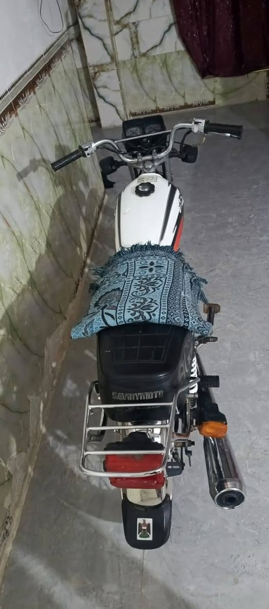 سلام عليكم البيع دراجه نامه برو كلك مديل ٢١ السعر ٥٠٠ وبيه مجال مكان دوانيه قضاء الشاميه تصال على هاذه الرقم ***********
