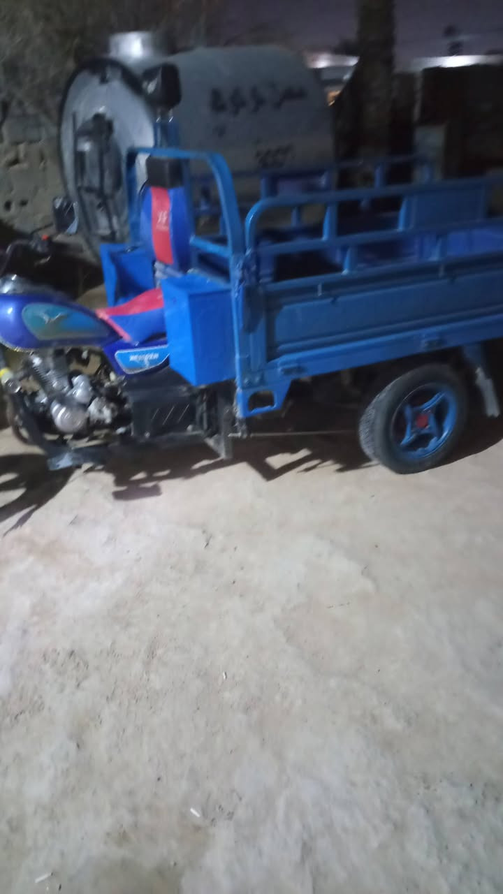 للبيع اوراق بيه محرك ٢٤ نضيف عنوان زنكوره الستفسار *********** سعر خاص
