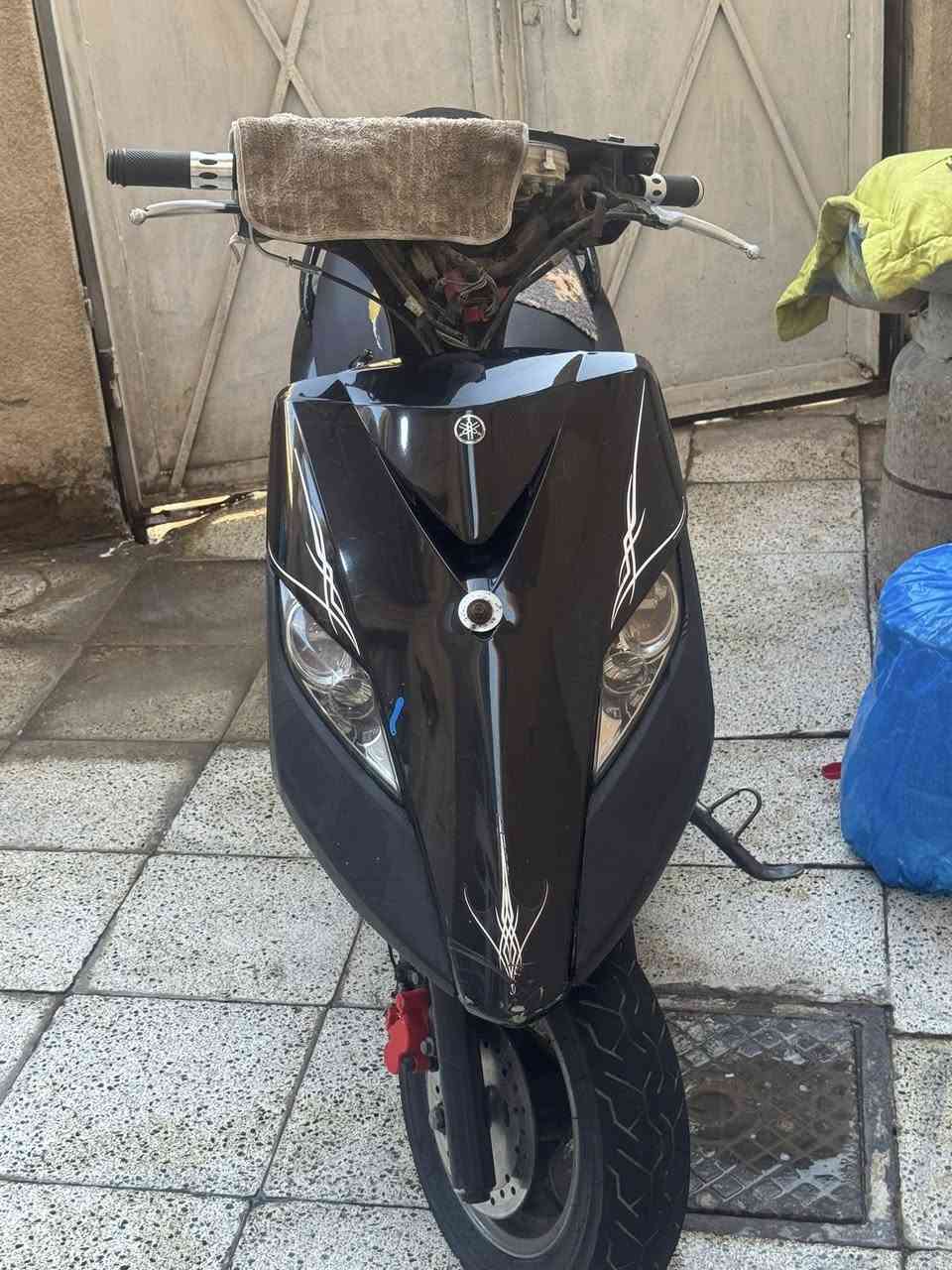 السلام عليكم ثعلب للبيع فقط كلجات رياضي وصالنصه رياضي الدراجه كلش نضيفه مكينه برغي ما مفتوح جيب مصلح وتعال افحص السعر ٨٠٠ وبيها مجال العنوان بغداد الحريه 
***********
