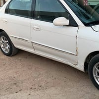 سبكترا 2002 للبيع رقم بغداد باسمي مكينه 1600 لا تنقيص ولا تبخير صدر جد...