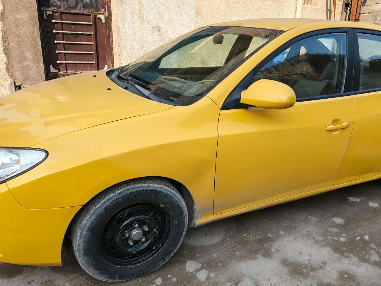 سلام عليكم الانتره للبيع 2009 مكفوله من الضربه والتبديل ليبل واحد سياره نضيفه مكينه تبخر العنوان بغداد السعر 105 ***********
