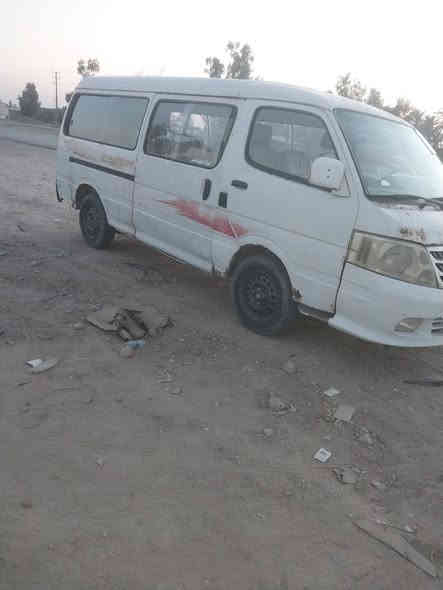 السلام عليكم للبيع فوتون ٩بغداد صدامي بدون تحويل جاهزة مكينه كيراكسل تخم تاير شاصي داخل كله تمام السعر٢٠وبيهامجال الرقم ***********مكاني اللطيفيه ابيع كوم حديد راعيها مااندله بيهاخياسات بالدواير
