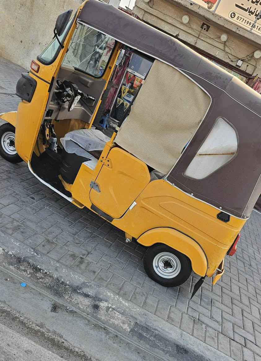 تكتك باجاج  موديل 21بشهر 11 رقم وسنويه نكليزي تحويل ثاني يوم اذ تريد بيها بارد بلبك لوره ولباقي كفاله مكينه مجفته مره وحده تخم تاير جبلي كهربائيات كلها شغاله تكتك جاهزه مجهزه السعر 6500مكاني بلبصره رقمي ***********
