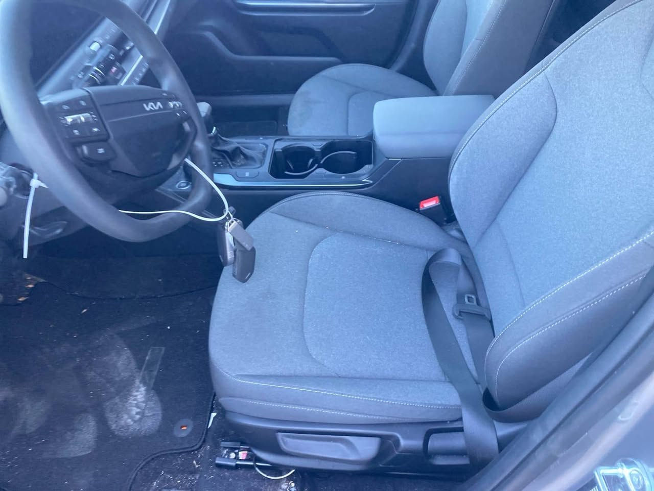 سلام عليكم كيا كي فور 2025 مدة وصول 45يوم 
السعر 96ورقة تواصل على الخاص او 00962795655414


**إذا كنت صاحب هذا الإعلان وتريد حذفه لأي سبب، رجاءا أرسل رسالة إلى الدعم الفني**