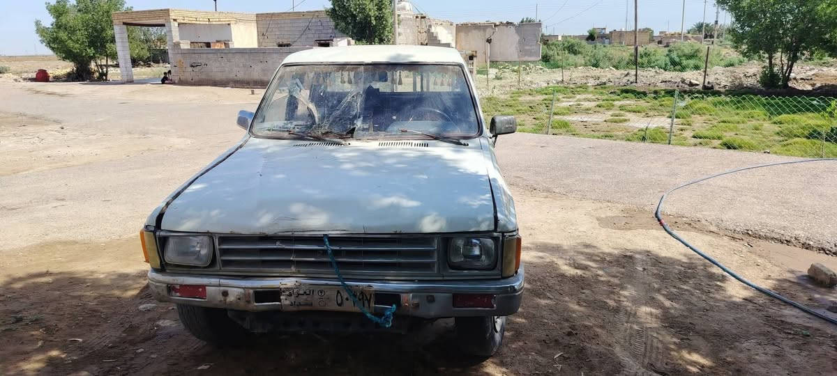بيكم خليجي موديل ٨٥جاهزه وين ماتريد تطلع حداديه مكينه كير باكية رقم بغداد اصوليه راعيه موجود سعر ١٨ورقه وبيه مجال شراي الاتصال ***********
