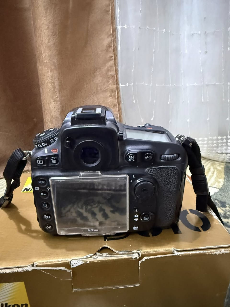 Nikon D810  فول فريم
كاميرا مع زوم 70-300

ملحقاتها : بطارية / جنطة / رام / شاحنه / 

الكامره نضيفه جدا بكارتونها تجي تفحص قبل لا تاخذ 

سعرها خاص او التواصل. ***********
