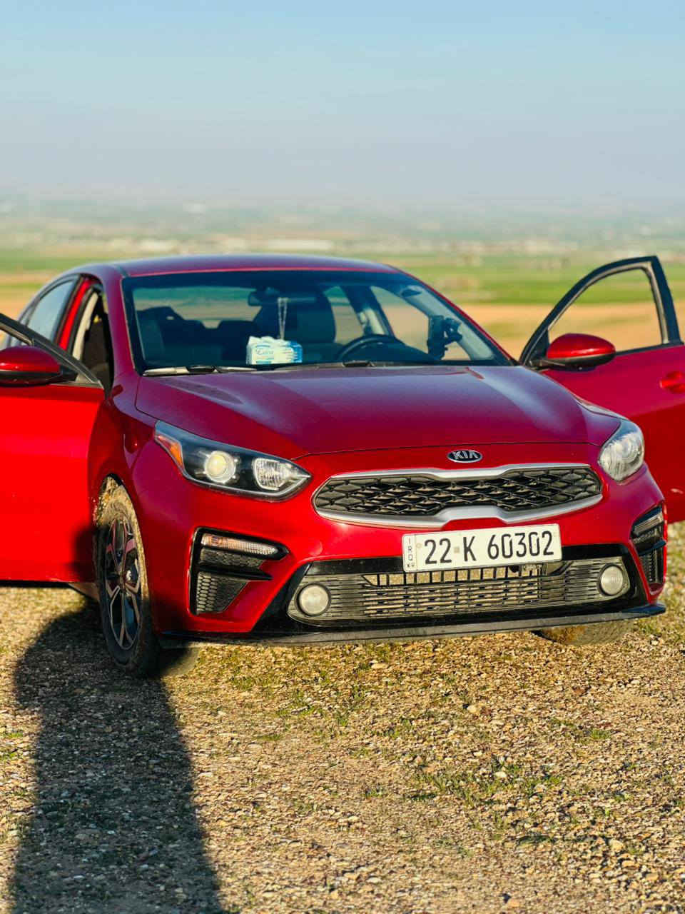 السلام عليكم فورتي موديل 2019 ماشية 83ميل حقيقي 
مواصفات 
تحكم ستيرن 
رادار 
نضام قيادة ذكي 
نضام نورمل + سبورت 
السيارة مكفولة كفالة عامة كير محور اي تي
حادثها دعامية خلفية
السيارة هزه جديده بسمي تحويل ثاني يوم باسمك
مكان السيارة بغداد الشعلة 
للتواصل ***********
