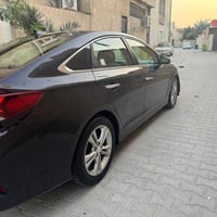 سوناتا 2018 لون اسود رقم بصرة بسمي   مواصفات/ 1-محرك 2400 2-ماشية150 3...