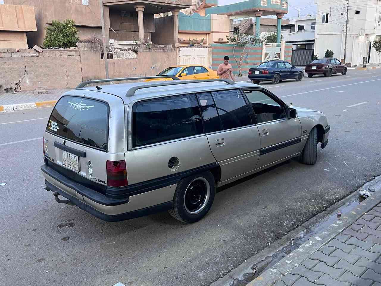 السلام عليكم من رخصت الادمن 
للبيع او مراوس مكانه طوز خرماتو

اوميكا ستيشن 2600 

مديل 1992

كير محرك شرط 

تخم تاير جديد 

صدر جديد 

رقم كركوك بسمنه 

سياره بلاديه مكفوله كفاله عامه من صبغ وبوليش 

 بيه طخه بسيطه طرف سايق جاملغ خلفي تتعدل بارد


**إذا كنت صاحب هذا الإعلان وتريد حذفه لأي سبب، رجاءا أرسل رسالة إلى الدعم الفني**