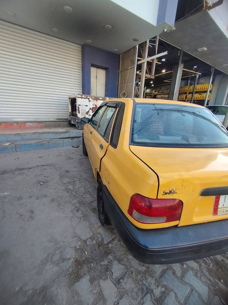 سلام عليكم عندي سياره للبيع سايبا موديل 2010 سنويا منتهيه ب 2024 سياره جاهزه نضيفه  شغاله صاحبها ما اندله هيه وغرامات مو عليه ابيع كوم حديد رقم ميسان العنوان البصره نواب ضباط السعر 17 وبيها مجال رقم الهاتف *********** بي واتساب
