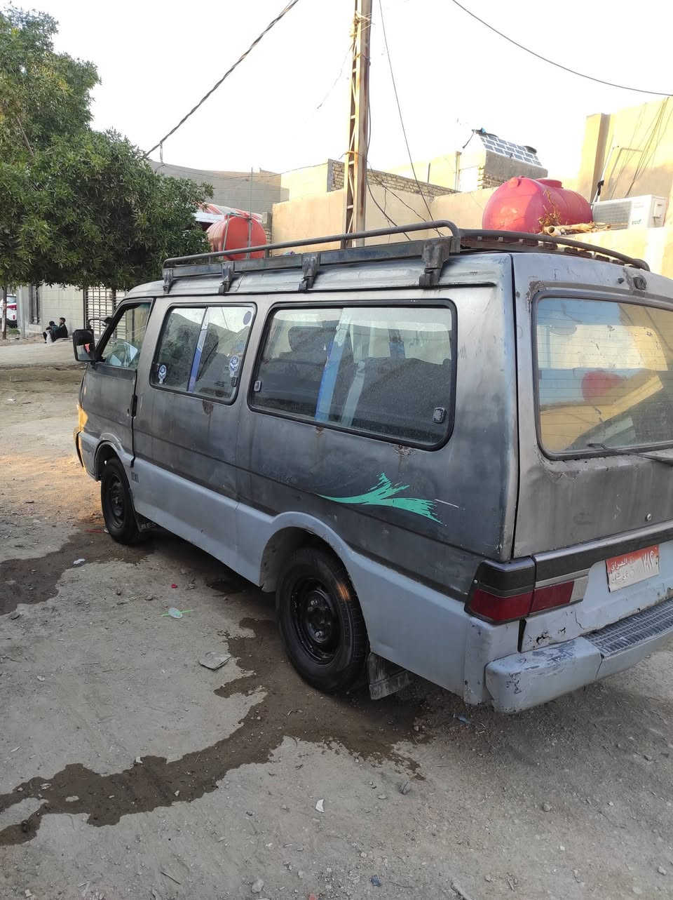 السلام عليكم شباب سياره كيه بسته موديل 1994رقم ذي قار صدامي مميز سنويه منتهيه بال 2020كاعيده جديده ودوشمه جديده دواخل حلوه ونظيفه كير مكينه وحداديه وتخم تاير مكفولات شواصي بلاديه كهربائيات كله شغال سياره جاهزه لو ربع ماتذب عليه السعر 12ورقه وبيه مجال للشراي. شي بصيط  والمو شراي لايتصل ولايعلق رجاء خاص مغلق مكاني بابل مامتواجد عل فيس هاذه رقمي للتواصل‏‪0787 703 8496
