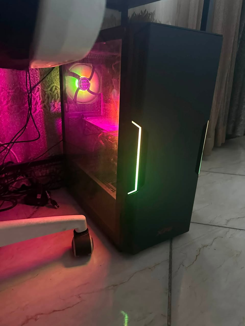 للبيع السعر 550 كامل كرسي وكيس وشاشه وكييورد وثنين ماوس وسماعات وكرسي


**إذا كنت صاحب هذا الإعلان وتريد حذفه لأي سبب، رجاءا أرسل رسالة إلى الدعم الفني**