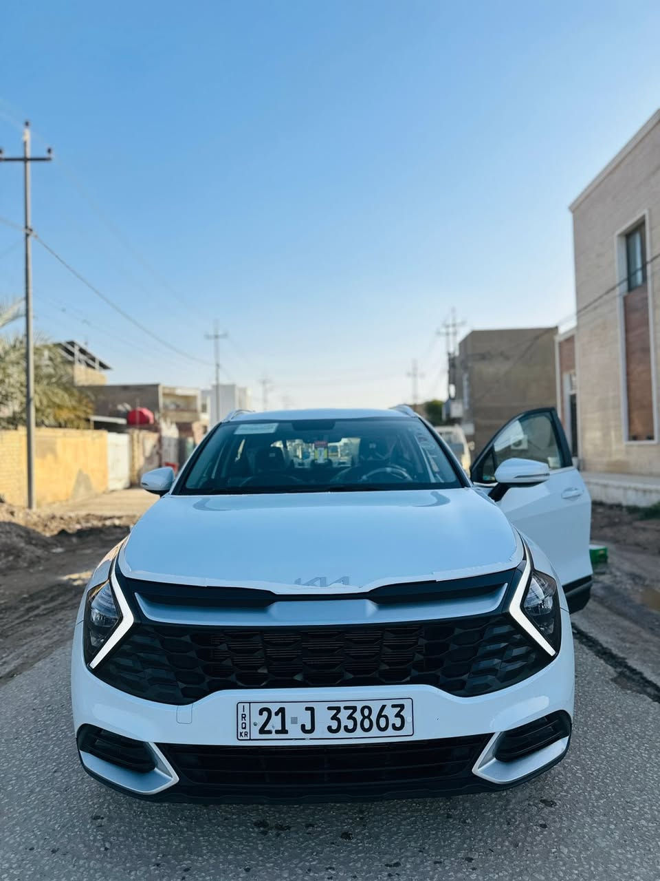 السلام عليكم للبيع فقط سبورتج2022خليجيه كفاله عامه من كلشي سياره علا وضع الشركه من كل النواحي
كير مكينه كسر تراي حداديه سياره مال جناي. ما ناقصها اي شي رقم اربيل تحويل مباشر موصفتها معروفه بصمه تحكم  كار بلي 
سياره شرط سبير منازل تايرات شركة  
سعر 213$بيها مجال بسيط جدا 
مكاني بابل المتحتيه الحمزه الغربي 
***********
