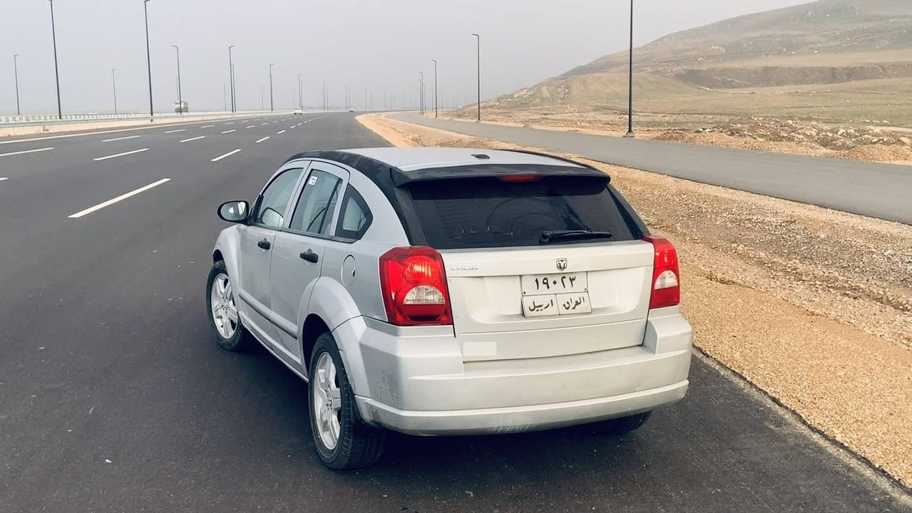 دۆج کالیبەر 2008 مەکینە 20
گیر تۆماتیک جوار جام کارەبا 
تەبرید سارد و گەرم 
بی دەعم و لیدران نیو پارجە بۆیاخی هەیە بەس 
سەیارەکە زۆر جوان و پاکە بی مەسرەفە 
***********
