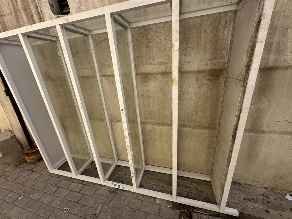 رفوف المنيوم درجة اولى ثقيل تركي شركة السلام
كلفني 5 ملايين
هسة رايده3 
الارتفاع 270
العرض 150-175
شراي يتواصل واتس اب 
***********
