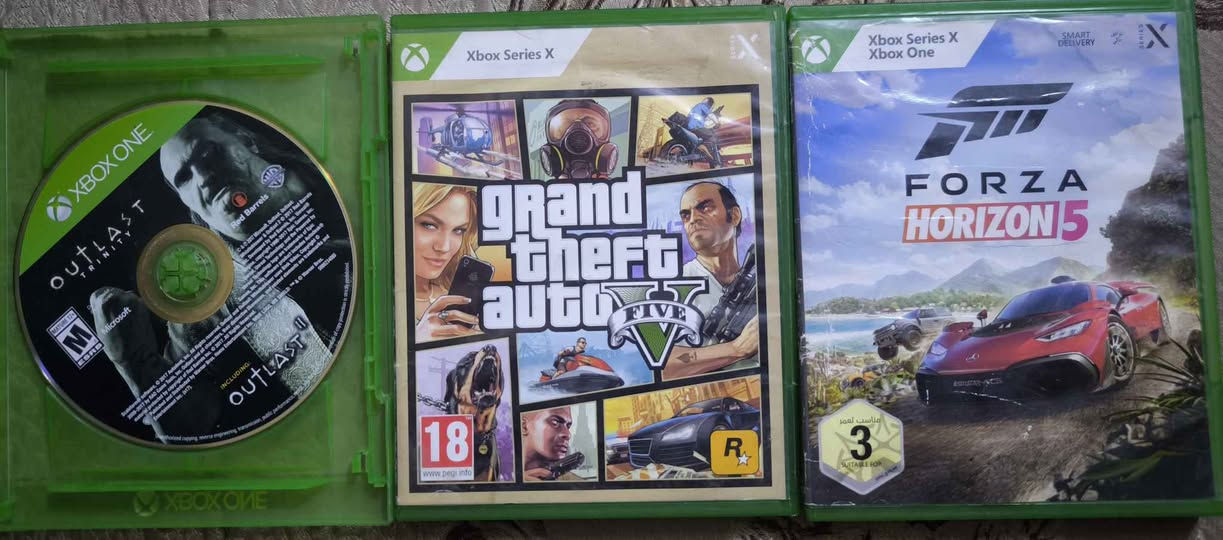 الاقراص نظافتهن 💯% توصيل متوفر كل محافظات العراق ب5 ✅
مكاني بغداد الامين اذا تحب تجي للبيت وتراوس دز العندك بالتعليقات او بالخاص وتدلل 
*********** رقمي ومتواجد ايضاً واتساب
السعر أمام كل لعبه مستعمل وجديد

GtaV  15
Red dead 2   20
The division  10
Fifa2020  15
Pes2020   50 عربية
Battlefield1 Glod Edition 25 عربية
Dying light 2   40 جديد

Skyrim  10
Dead Isalnd  10
Silent hill Homecoming جديد  50

Outlast Trinity  25
Gta V Series X  50
Forza Horizone 5 ultimate  باندل عربية 75 

Xbox  50جويستك بغداد, العراق
