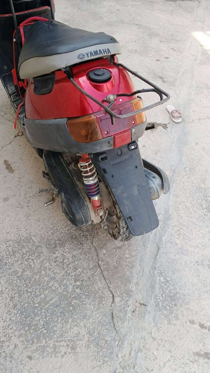 دراجة بطه 2003البيع فقط شاصيه طاك
والكفر الورة والذيل مكسورات


**إذا كنت صاحب هذا الإعلان وتريد حذفه لأي سبب، رجاءا أرسل رسالة إلى الدعم الفني**