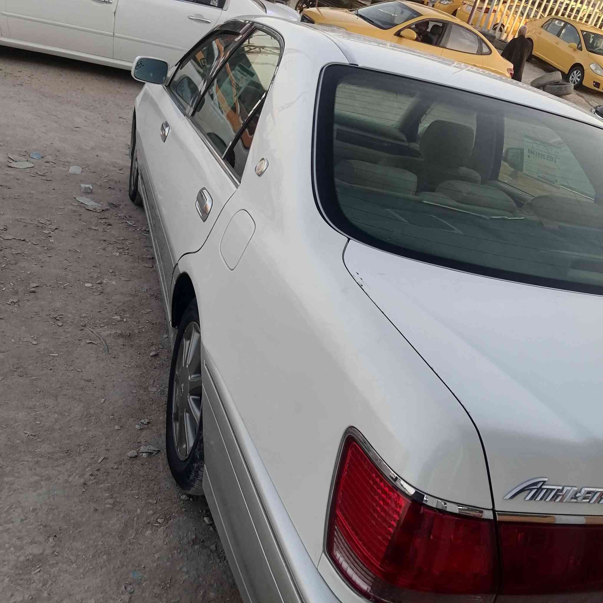 سلام عليكم للبيع ملكه 2003 رقم انكليزي كفاله فول عدئ الفتحه السعر 135وبيه مجال تليفون *********** مكان الديوانيه سياره اصوليه بأسمي
