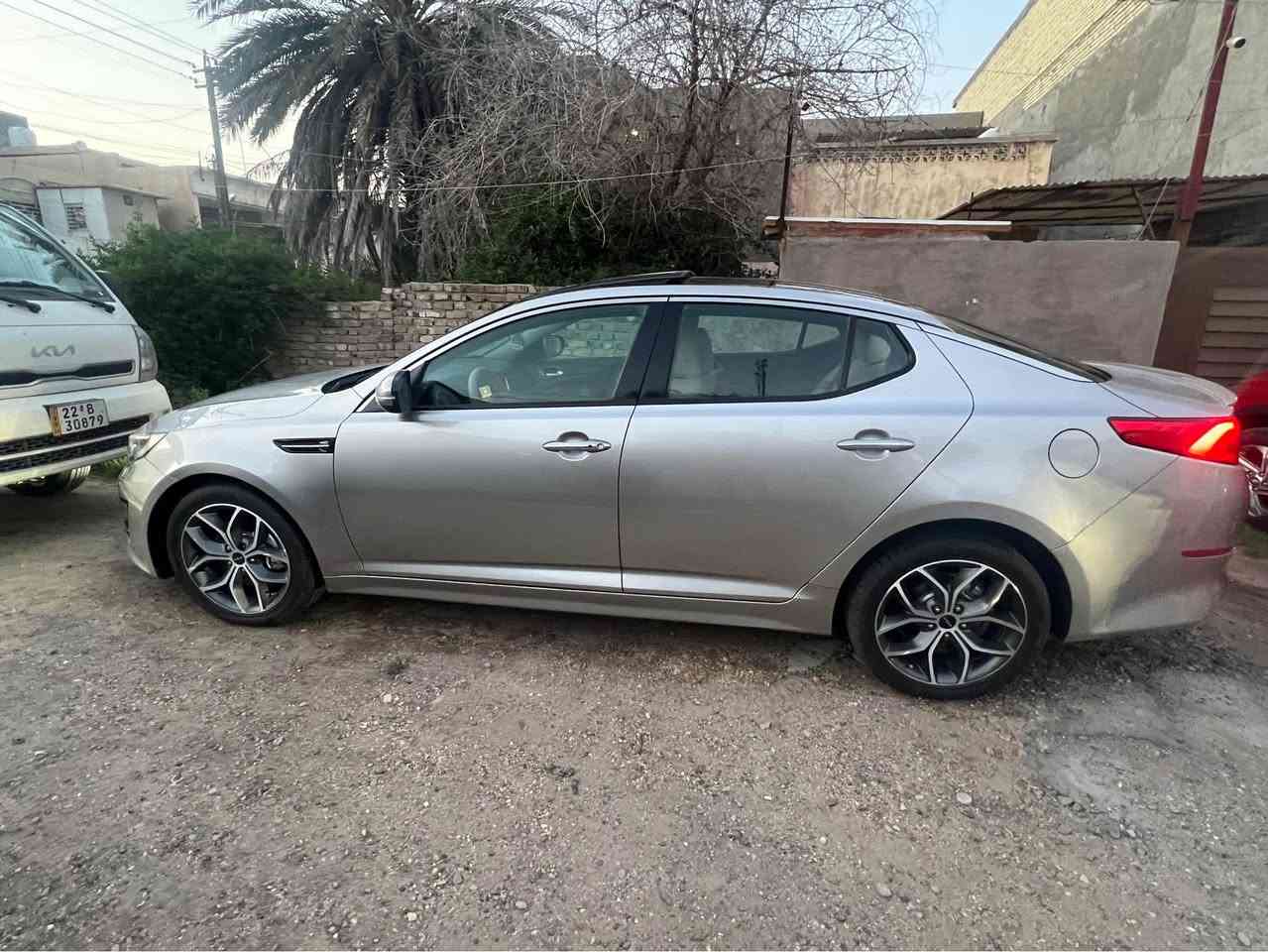 السلام عليكم 

البيع او مراوس

وبتمه ٢٠١٥ خليجي

السياره بدون صبغ بدون ضربه 

فقط بيهه بارد قليل والدعاميات صبغ فقط

كير محرك مكفولات من الفتح 

فول واحد على واحد السياره بدون اي نقص

محرك ٢٤٠٠ دوش

الستفسار 

***********
*********** واتساب

مكاني بغداد حي الجامعه بغداد, العراق
