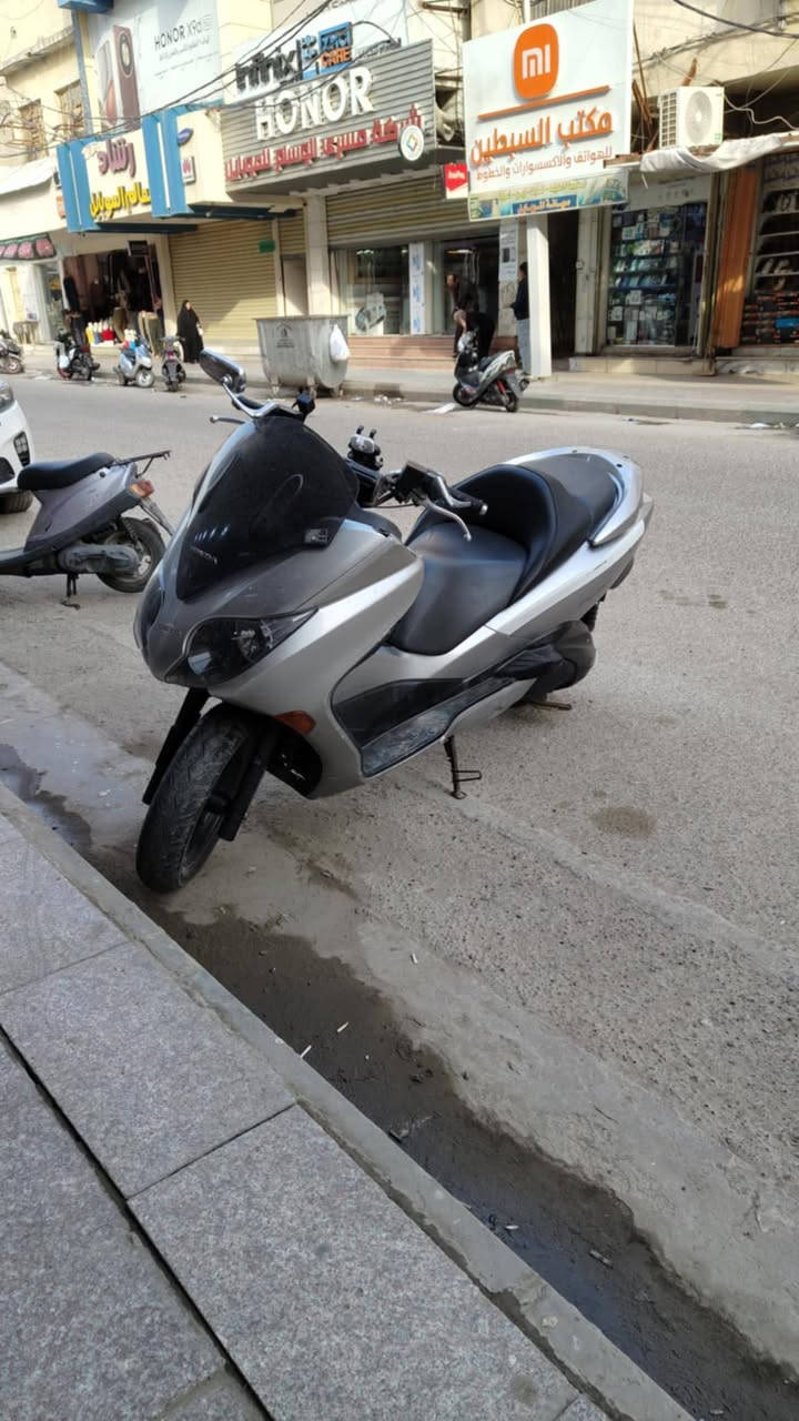 فورزه 0/10 دراجه ماشيه ٣٥الف حقيقي
مكينه شرط نعومه فول دراجه بلاديه  نقصه جامغ امامي فقط

دراجه بيه ام بيثري ستان كهربائي تدفئه بليدات مري نيكل 

سعره مليون و٦٠٠ وبيه مجال لشراي مكاني سماوه 

***********
