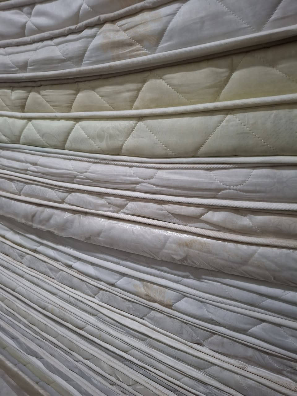 عرض جديد وخاص🔥🔥🔥
تم وصول الدوشك الطبي .المعالج للفقرات والام الظهر .🏁
مصنوع من الياف الكتان .ويحتوي على طبقه جلاتبينه🛤🛣. 
للشعور بالراحه✈️ .
يحتوي على مواد ضد البكتريا .ومواد ضد التعفن. 
ضمان حقيقي لأكثر من 10سنوات🕗🕙🕙🕙 
دوشك طبي يدعم العمود الفقري. لياخذ شكل .ويعطي شعور بال احه 
ويوفر نوم صحي🌒🌔🌕 .
تجدونه فقط لدينا .ابو نور لتجارة الأثاث. 🏣🏖
ذي قار. الشطره. فرع المجلس البلدي. مجاور عيادة الدكتوره سناء ام الجلديه 
25 الف فقط 
للاستفسار ***********🌎
