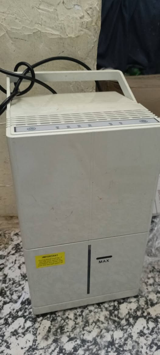 منقية هواء وساحبة رطوبه تفيده ينطي سعر باله اصليه.


**إذا كنت صاحب هذا الإعلان وتريد حذفه لأي سبب، رجاءا أرسل رسالة إلى الدعم الفني**