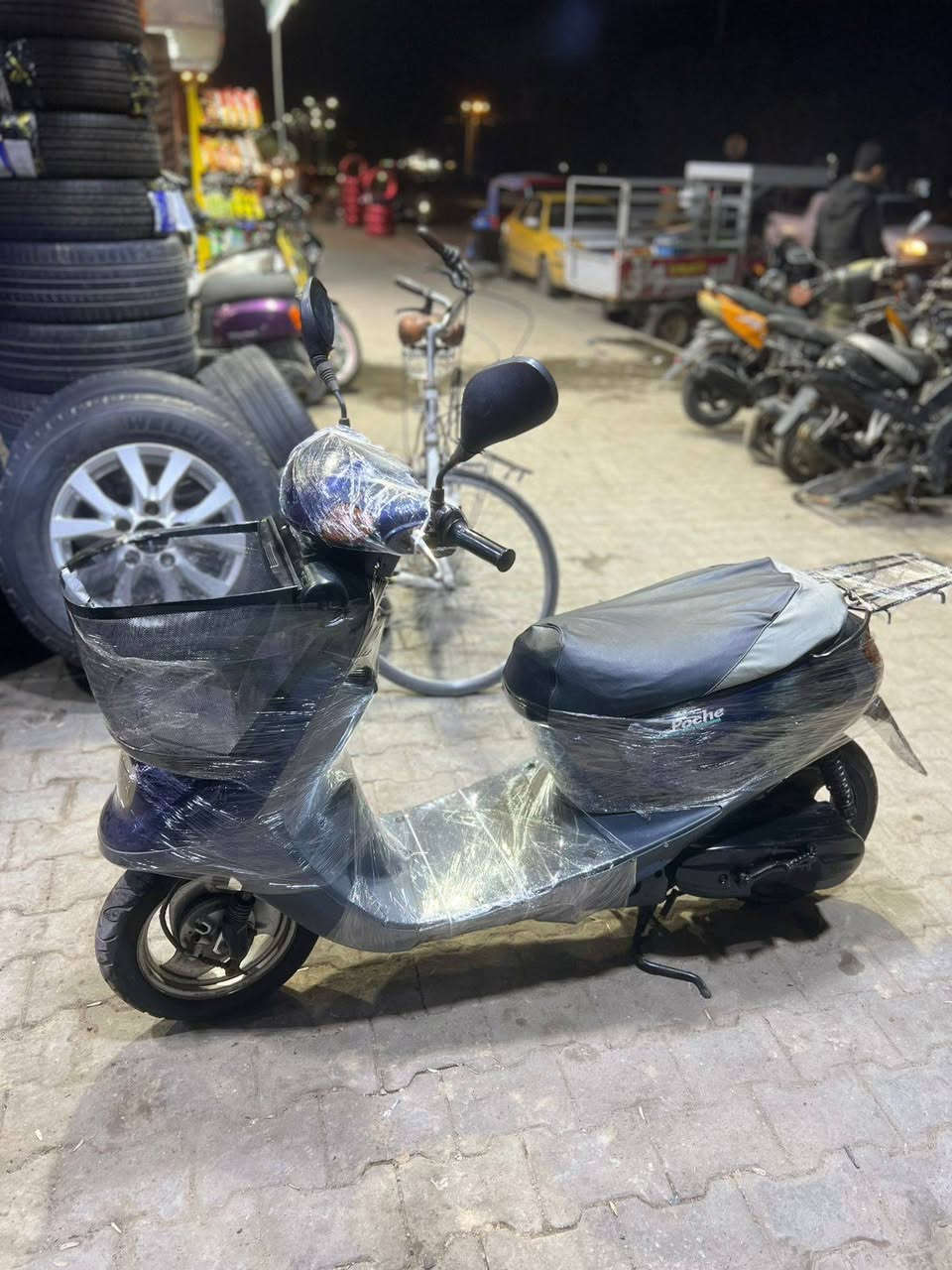 السلام عليكم دراجه منغوليه البيع 2003 مانقص شي 
مكينه مفتوحه مره وحده ربع هندر تشتغل نقصه باتري فقط 
350 وبيه مجال الشراي ***********
