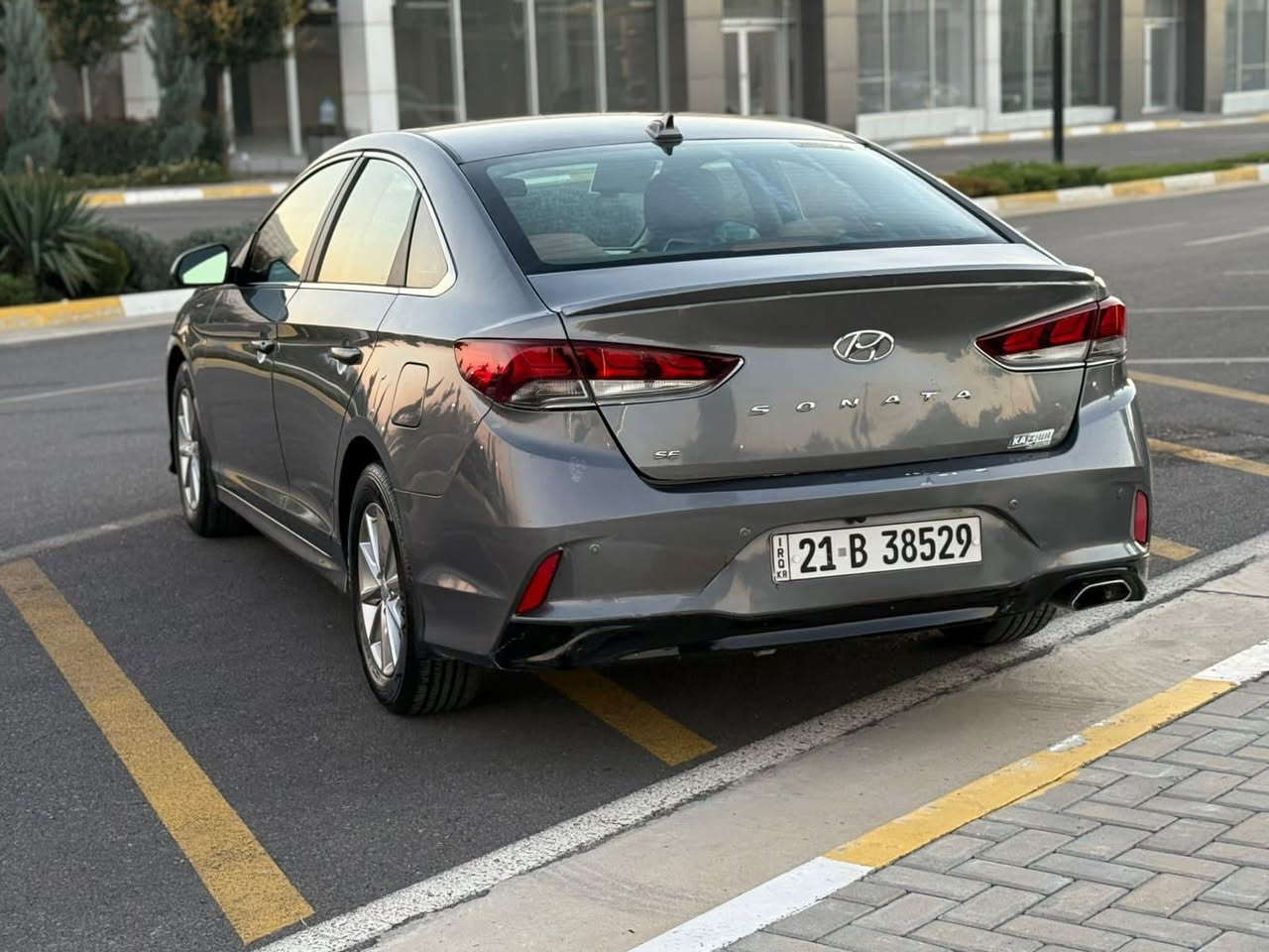 سوناتا 2018
وارد امريكي السيارة كلين بدون حادث 
محرك 2400GDI
السعر 150 
الشراي يتواصل واتساب 
***********
مكان السيارة صلاح الدين
