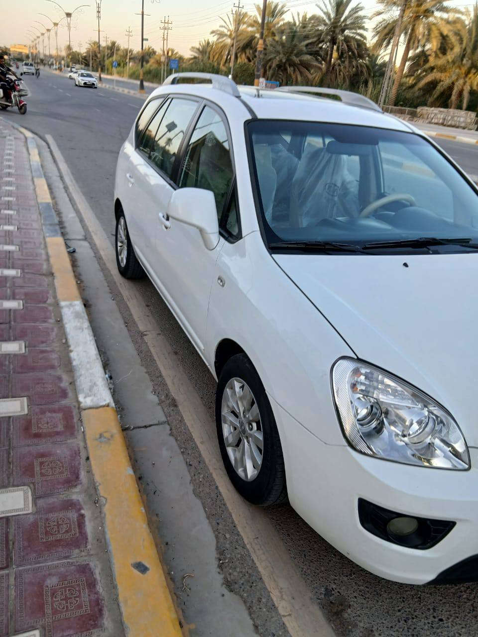 سلام عليكم كيا كارنز موديل ٢٠١١ خليجي جاهزه من جميع النواحي بيه جاملغ أمامي ايمن تبديل اصلي وجاملغ خلفي أيسر ضبغ نص رقم بغداد الدولي محرك ٢٠٠٠ دوش تبريد شغال السعر ١١٧ بيه مجال عنوان كربلاء موبايل ***********
