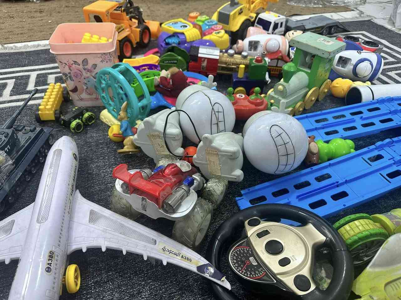 بيع مستعجل العاب مستعملة سعر ٣٥ مع صندوق ملاعيب ماريده مكاني دورة


**إذا كنت صاحب هذا الإعلان وتريد حذفه لأي سبب، رجاءا أرسل رسالة إلى الدعم الفني**