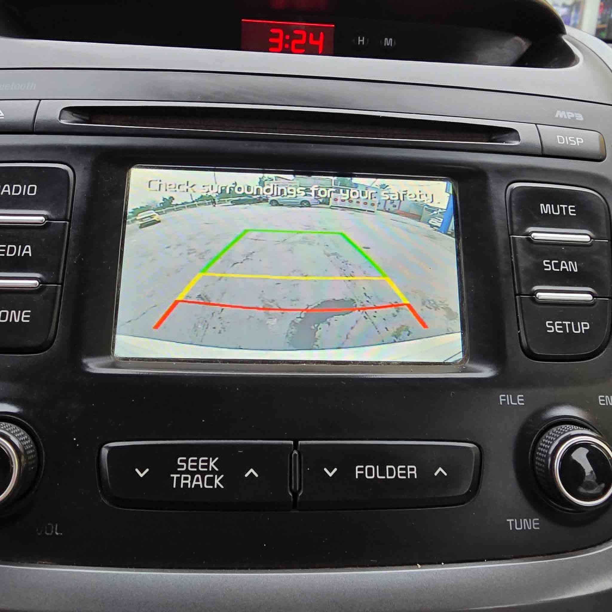 السلام عليكم
للبيع سورنتو ٢٠١٥
مكفوله سته ستندر
بانو رامه رقم دولي بسمي هزه جديده 
ماشيه ٨٧ جديده اسياره مكان اسياره بصره
***********
