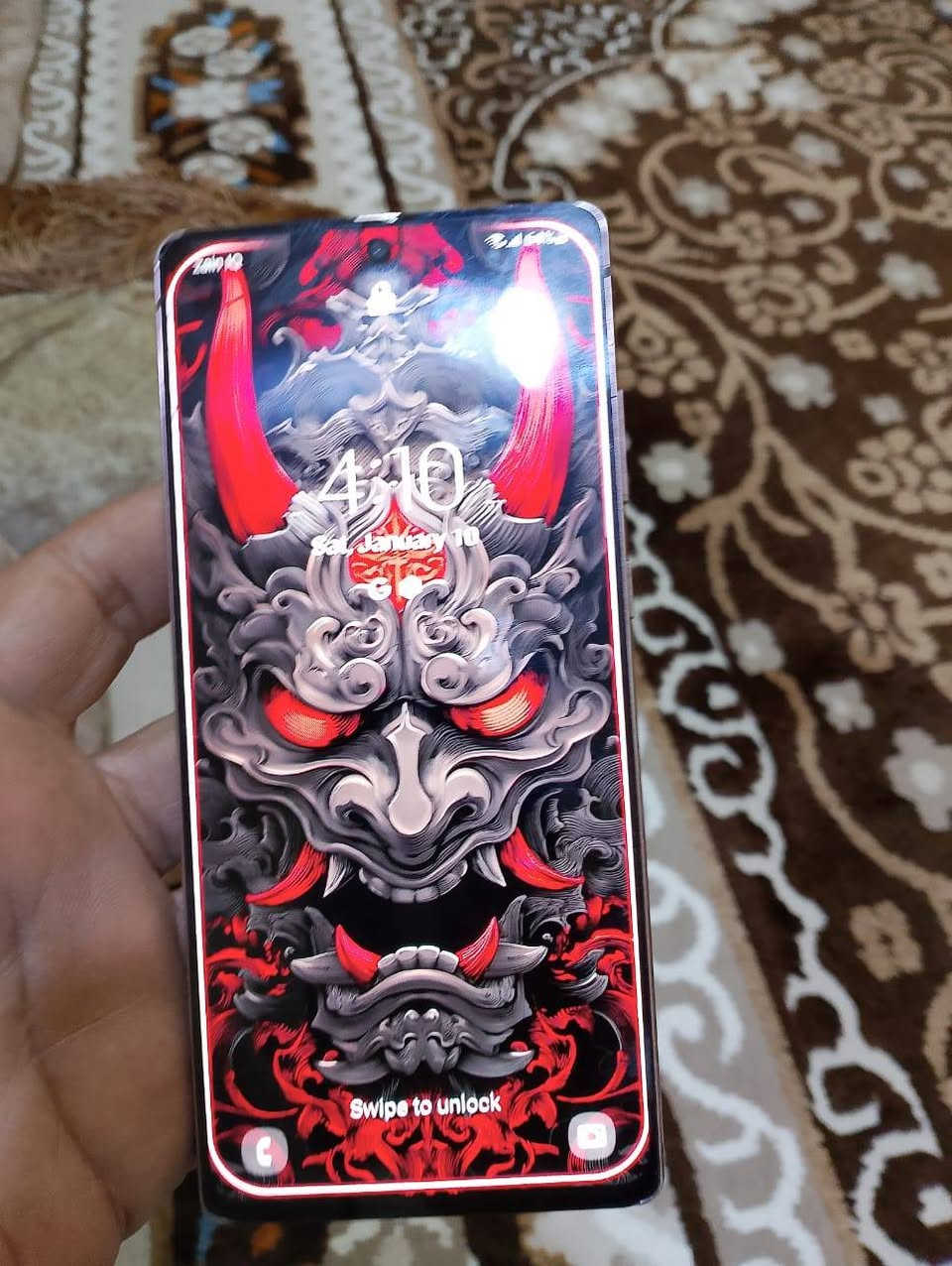 كلكسي نوت 20 العادي مو الترا g5 نسخه امريكيه شريحه وحده ذاكره 128 الجهاز وكع مني ويشتغل بس بالقلم بي كسر بالركن بسيط شحن تكنيك اتصال كامرات خير من الله بس يشتغل بالقلم لمسه واكف سعره 125 واتساب ***********
