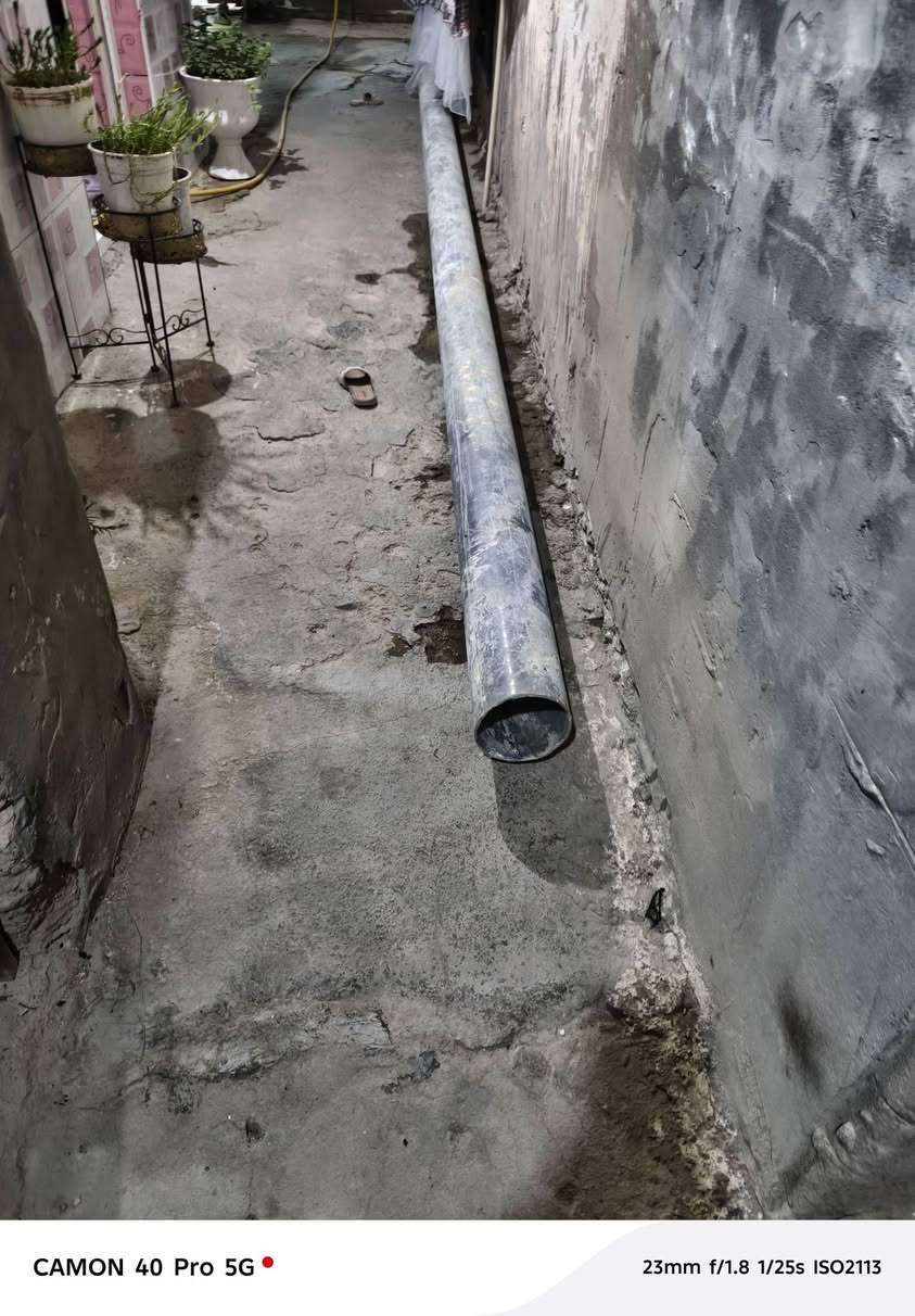 سلام عليكم بوري طول خمسه متار وثمانين لبيع***********
