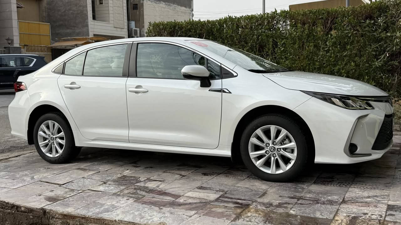 عـــرض راس الســنــه
ضمان تويوتا العراق  ساس 
3سنوان او 40.000km ايهما اقرب 
كورلا بانزين 🇯🇵
موديل 2024
مرقم بغداد 
…………………………
المواصفات
بصمه🚗
محرك 1800🚗
فتحه سقف🚗
شاشه اصلي 🚗
كامره 🚗
حساس 🚗
شاحن تلفون🚗
السعر بالدينار العراقي 👌🏻31.200.000
واحد وثلاثون مليون دينار عراقي شامل اللوحات المروريه🚦
الاستفسار عن طريق الاتصال او الواتساب 
***********📞
***********📞
