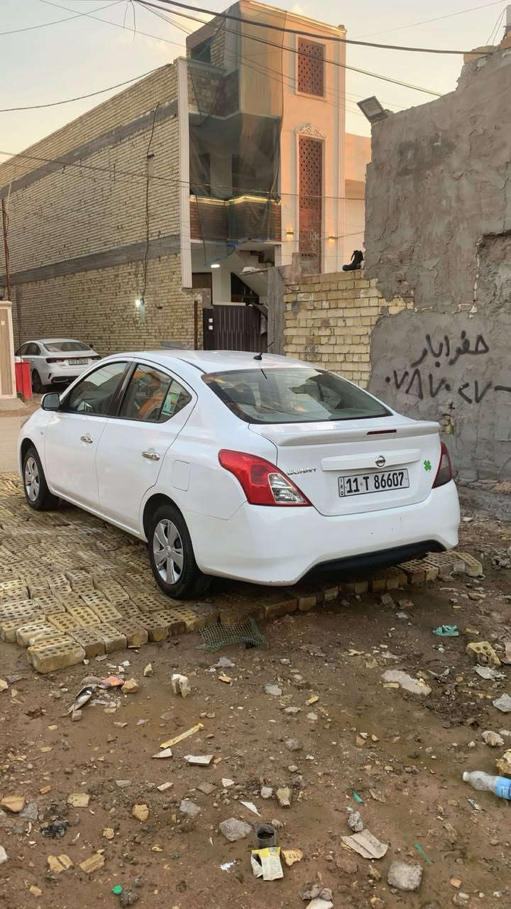 إسلام عليكم سياره سني البيع هندي موديل 2018 سياره خير من الله سياره بسمي رقم بغداد بيه طخه بلحافه مال بنيد مابيه اي صبغ جوهه تخم تاير حداديه خير من الله مكينه وتبريد خيرمن الله وكير مكاني الدوره البوعيثه ***********ممتواجد ع فيس سعر 107وبيه مجال بسيط حك الجيه
