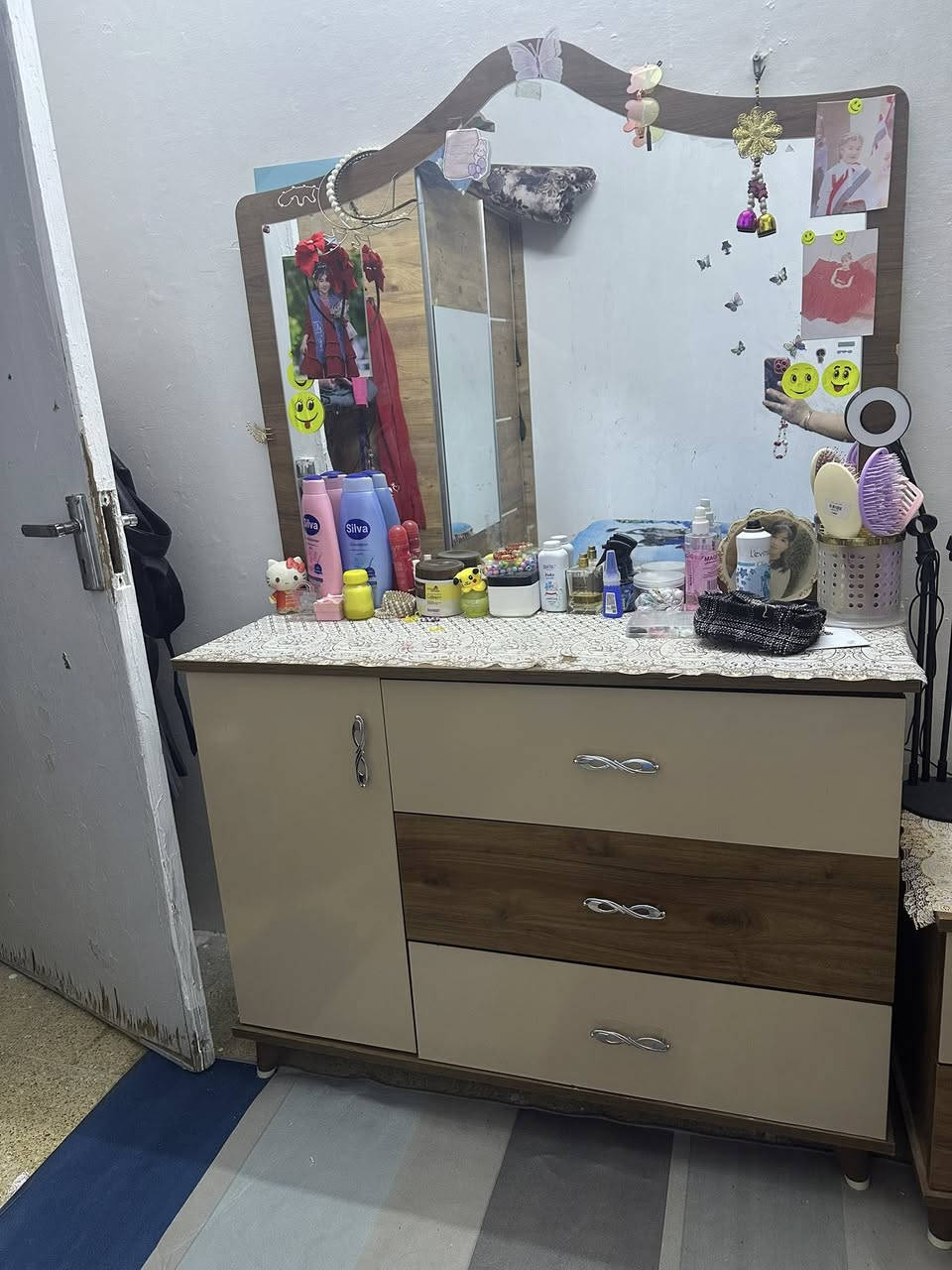 غرفة نوم متكونة من ٤ قطع نظيفة ٩٠بل ١٠٠ سعرا قفل ٢٠٠ الف باقي التفاصيل خاص


**إذا كنت صاحب هذا الإعلان وتريد حذفه لأي سبب، رجاءا أرسل رسالة إلى الدعم الفني**