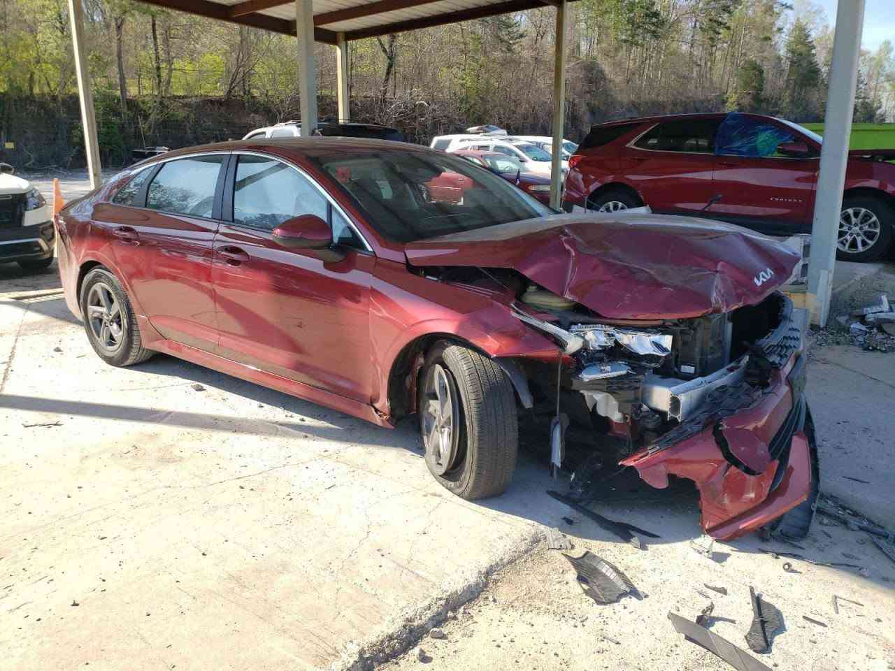 كيا K5 2023 
فول مواصفات💯
🔧 محرك 1600 تيربو
🔘 بصمة تشغيل
🛣️ قيادة ذاتية على الخطوط السريعة
🅿️ هاند بريك بصمة
🚀 تشغيل عن بعد
🎯 مثبت سرعة
⚙️ نظام ABS
🛑 مانع انزلاق
📟 حساسات ضغط الإطارات
💡 بك لايت LED
🖥️ شاشة
📷 كاميرا دوارة
📡 شحن لاسلكي
⚠️ شاشة أعطال
🛞 ويل كروم لونين
📡 رادار جانبي + أمامي + خلفي
👁️ مراقبة النقطة العمياء
🛣️ رادار الخطوط البيضاء
💡 لايتات 3 عدسات
🚗 أنظمة قيادة (ECO + SPORT + SMART + NORMAL)
🔊 بلوتوث + AUX + USB
🎮 تحكم ستيرن كامل
⚙️ كير أوتوماتيك + عادي
🛑 أوتو بريك
🗺️ نظام ملاحة
💡 LED + زينون
🔄 توقف ذاتي عند الرجوع
📦 صندوق بصمة
🛞 تخم تايرات جديد
🅿️ AUTO HOLD
🏎️ تصميم خارجي رياضي
💡 مصابيح خلفية LED
🌫️ مصابيح ضباب LED
⚠️ الحادث: بنيد تبديل فقط
📄 رقم بصرة (معوقين سنتين وتصبح حرة)

مكان تواجد السيارة: البصرة 
رقم صاحب السيارة: ***********
