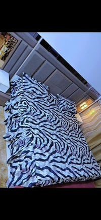 نفرين ١٠ • نفر ٦ • بردات حسب الطلب