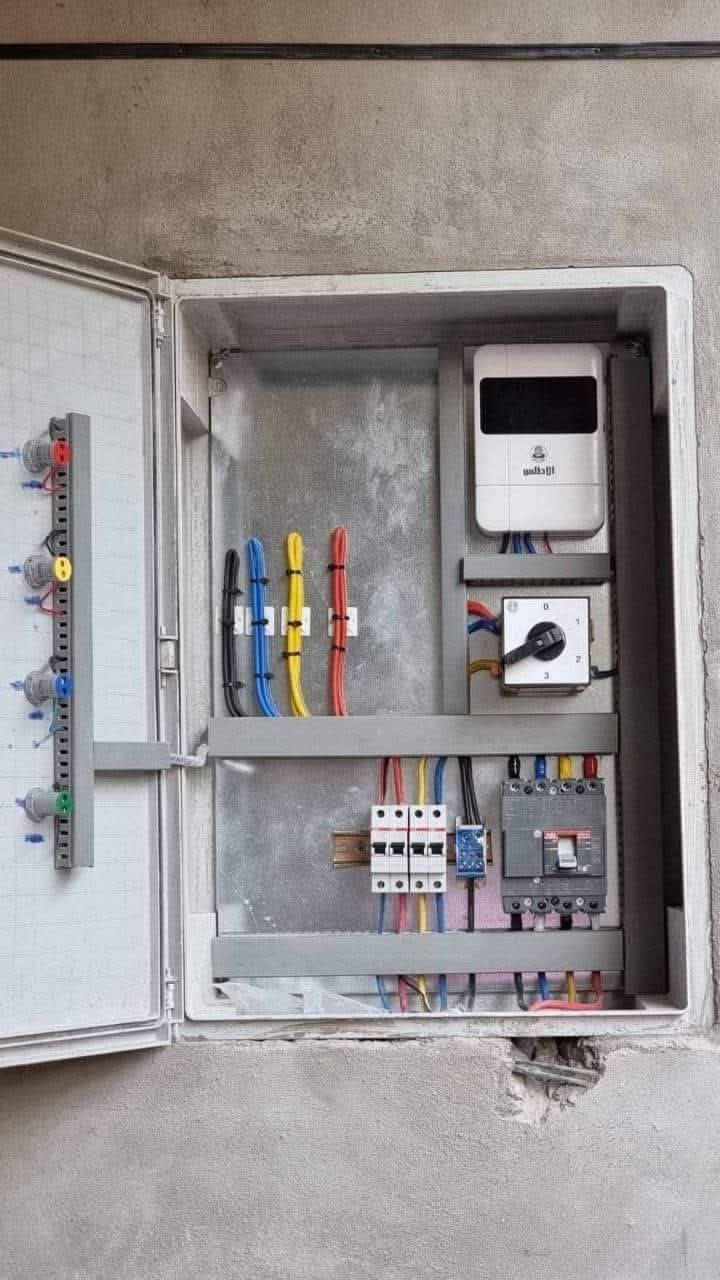 سلام عليكم تأسيس كهرباء عامه
تأسيس صحيات عامه 
الهاتف ***********
