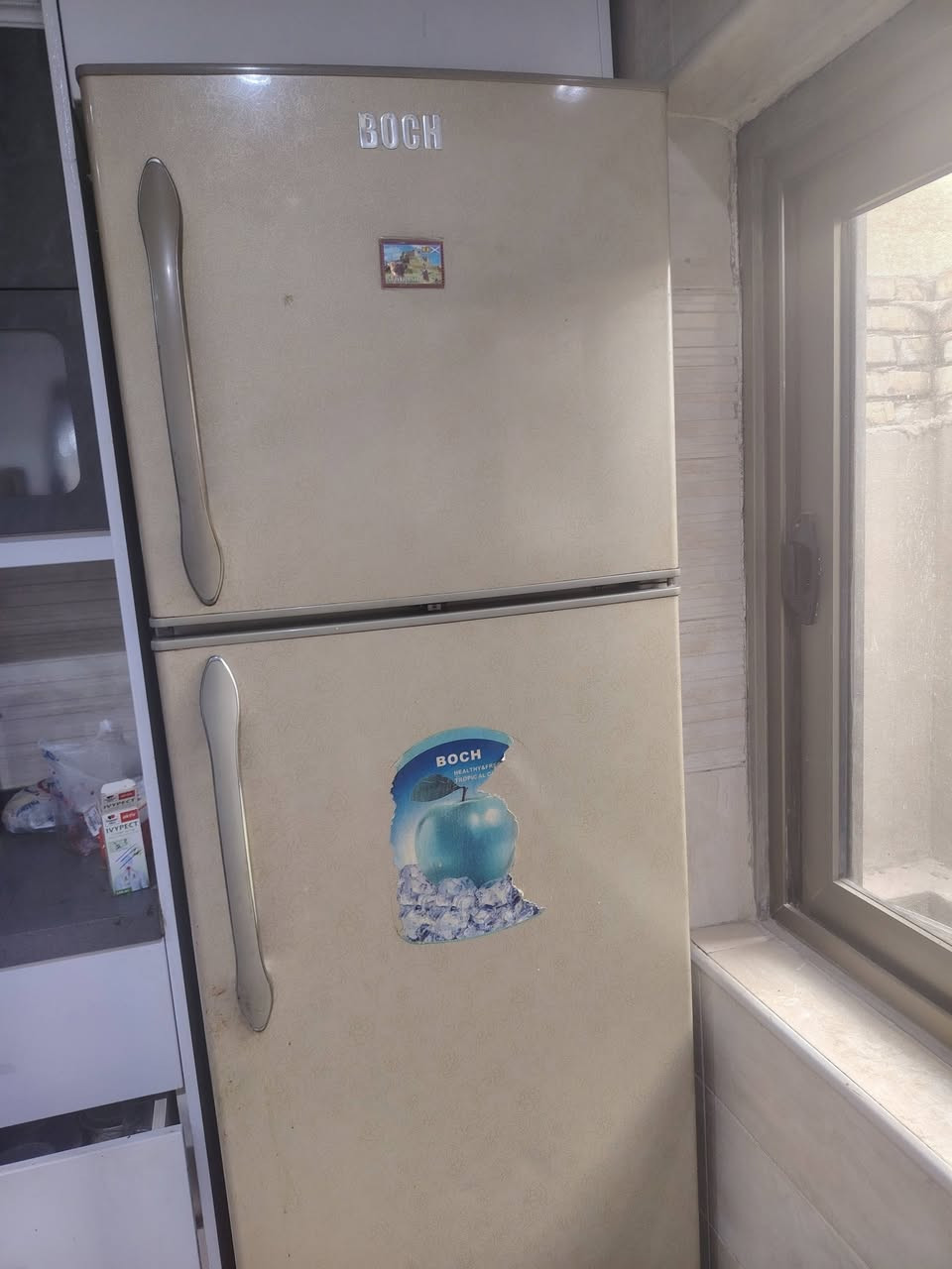 ثلاجه للبيع شغاله بدون تصلح ولا خياس
بس الضوه الداخلي مكسور
الباقي علئ الشركه جديده
السعر ٢٠٠ الف وبيه مجال بسيط لشراي


**إذا كنت صاحب هذا الإعلان وتريد حذفه لأي سبب، رجاءا أرسل رسالة إلى الدعم الفني**