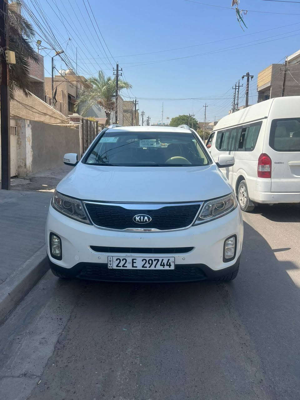 السلام عليكم سورنتو 14 خليجي فول مواصفات عده فتحه محرك 2400 دوش 7 راكب 3 تبريد بردات خلفيه حساس امامي خلفي كامره خلفيه مري شفط اشاير بل مري بصمه تشغيل بصمه ابواب رقم اربيل جديد بسمي هزه جديده مكان سياره بغداد سعر 148 بيع مستعجل صبغ موضح بسونار  حافت لبنيد فقط بدون فتح لاتصال ***********
