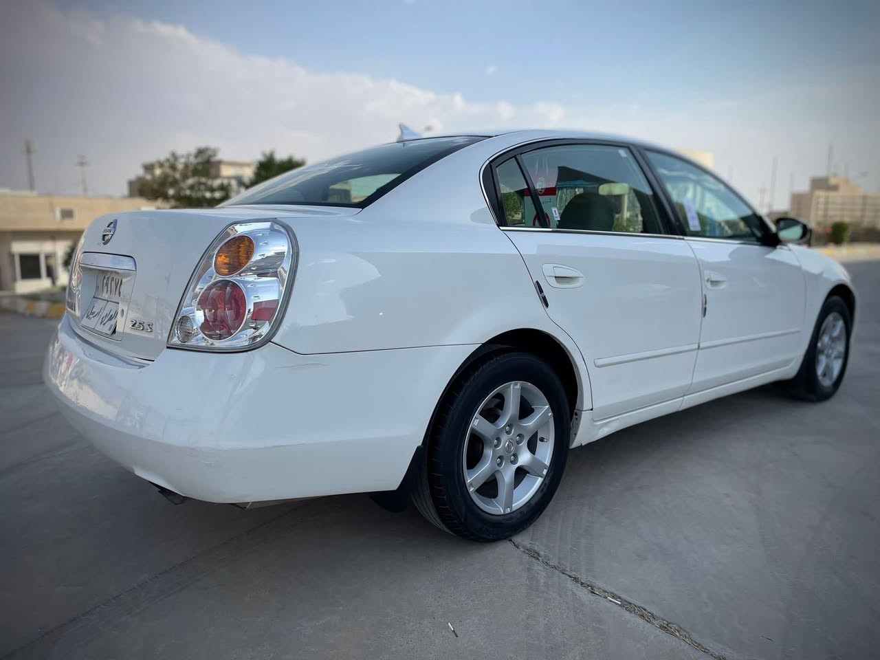 نيسان التيما موديل ٢٠٠٦خمس قطعه مصبوغ سنوي جديد بس رقمه قديم لوك گير و محرك بشط تايراط جديد داخلي جديد محرك لابخار ولاسرف سعر ٧٠
الرقم ***********
